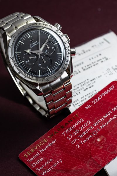 omega-speedmaster-44376321-4