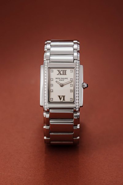 Patek Philippe Twenty-4 Ref. 4910/10 Original B+P+SP
