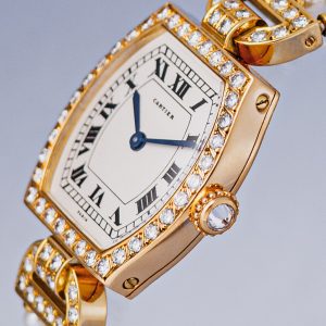 Cartier-44377403-4