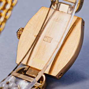 Cartier-44377403-6