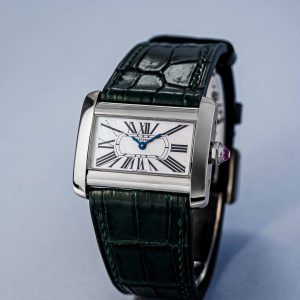 Cartier-44378292-2