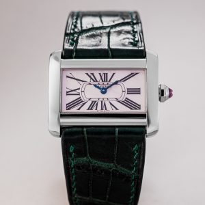 Cartier-44378294-1