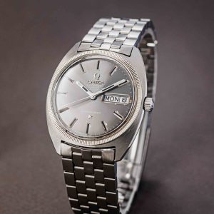 Omega-44377980-2