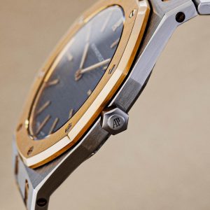 Audemars-44378355-3