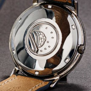 Omega-44378763-5
