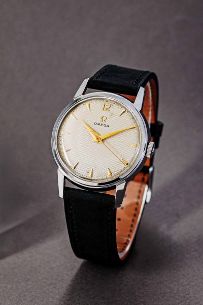 Omega-44378639-2
