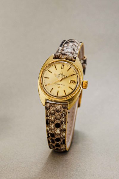 Omega-44378769-2