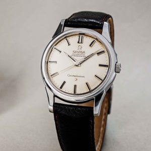 Omega-44378934-2