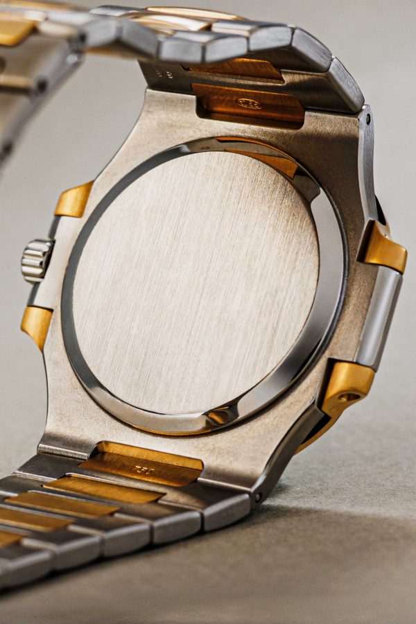 Patek Philippe Nautilus Ref. 3800/1 B+P+SP - Image 6