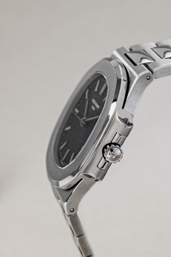 Patek Philippe Nautilus Ref. 3800/1 - Image 3