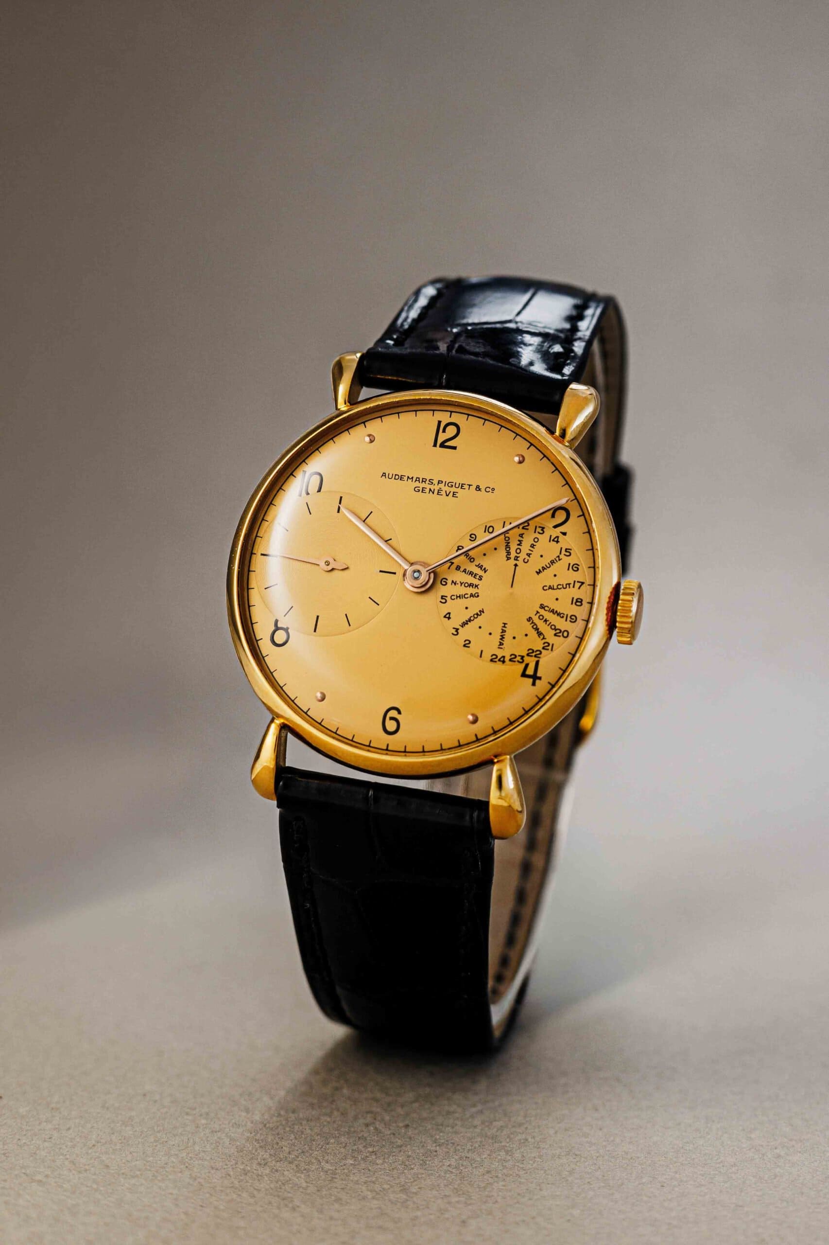 Audemars-44379182-2
